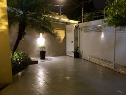 #1344 - Casa para Venda em Santos - SP