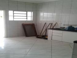 Sobrado para Venda em São Vicente - 4