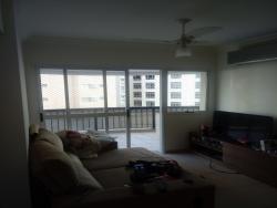 #1498 - Apartamento para Venda em Santos - SP