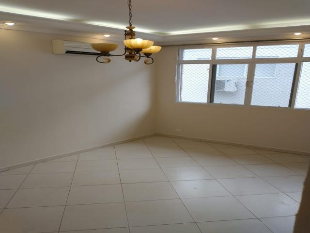 #1659 - Apartamento para Venda em Santos - SP