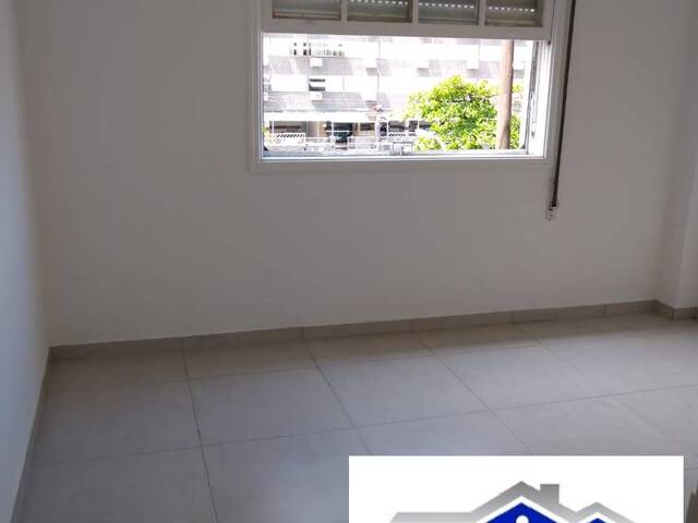 #1698 - Apartamento para Venda em Santos - SP - 2