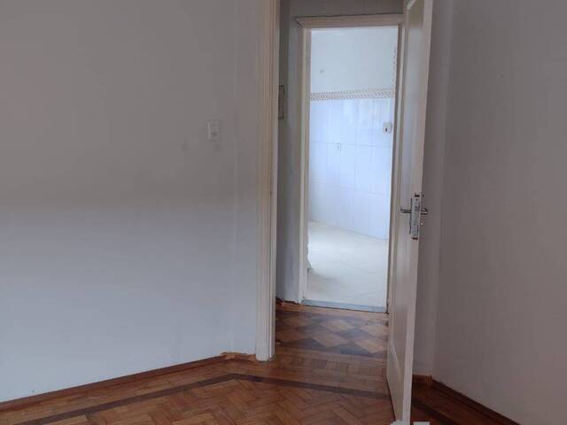 #1740 - Apartamento para Venda em Santos - SP