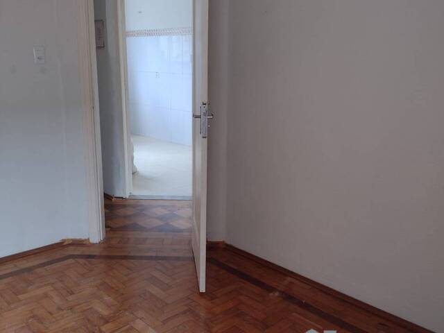 #1740 - Apartamento para Venda em Santos - SP