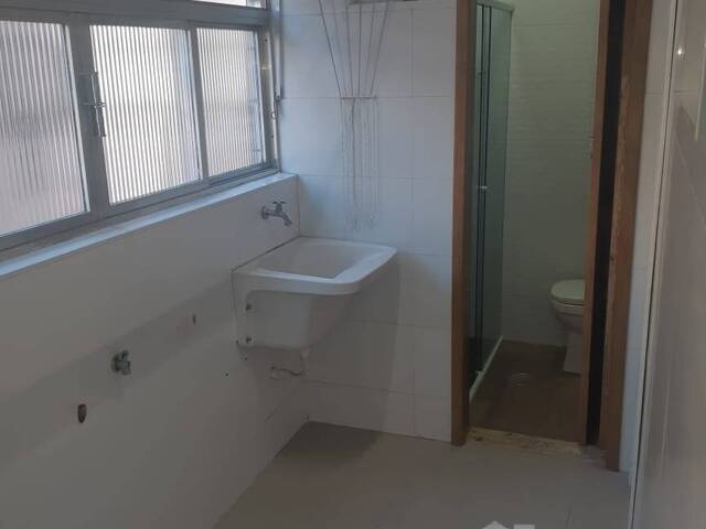 Apartamento para Venda em Santos - 4