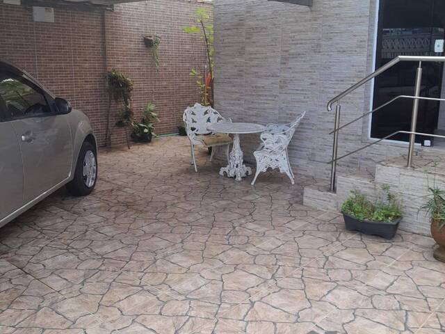 #1793 - Casa para Venda em Santos - SP