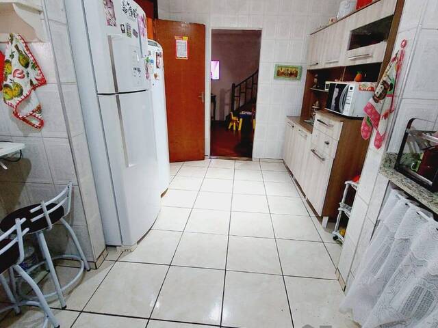 Sobrado para Venda em Santos - 4