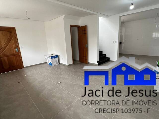 #1831 - Casa para Venda em Santos - SP - 2