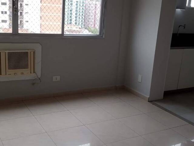 #1869 - Apartamento para Venda em Santos - SP - 2